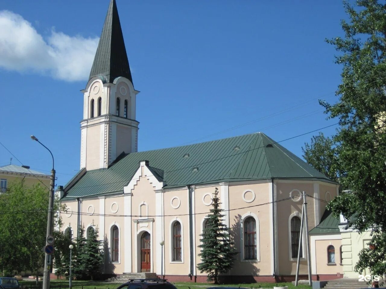 Поморская филармония кирха. Кирха архангельск 2024. Архангельск. Лютеранская церковь архангельск. Кирха архангельск 2024.