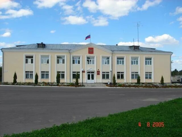 Орловская обл. Хотынец орловская область. Жд вокзал хотынец. Работа хотынец орловская область. Церковь в хотынце орловской области.