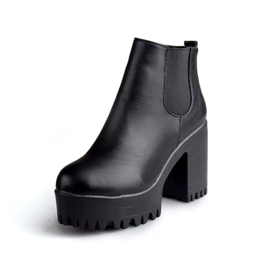 Устаревшая обувь. Timberland туфли на каблуке. Коричневые ботинки на каблуке. Ковбойские ботинки женские. Ankle boot.