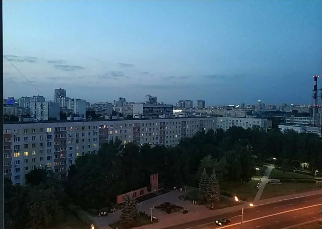 Москва героев панфиловцев 23 к 1. Северное тушино ул героев панфиловцев. М. Метро сходненская оранжевый мир. Ул героев панфиловцев д.