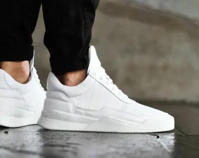 Low tops