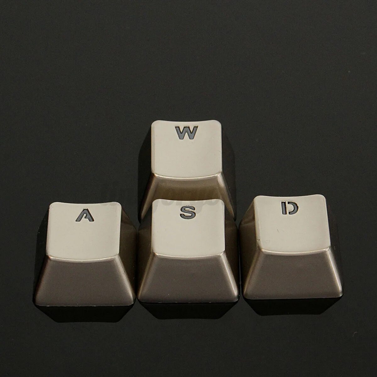 На клавиатуре wasd и стрелки поменялись. Кнопка wasd на клавиатуре. клавиатура васд. клавиатура 4 клавиши wasd. w a s d кнопки для клавиатуры.