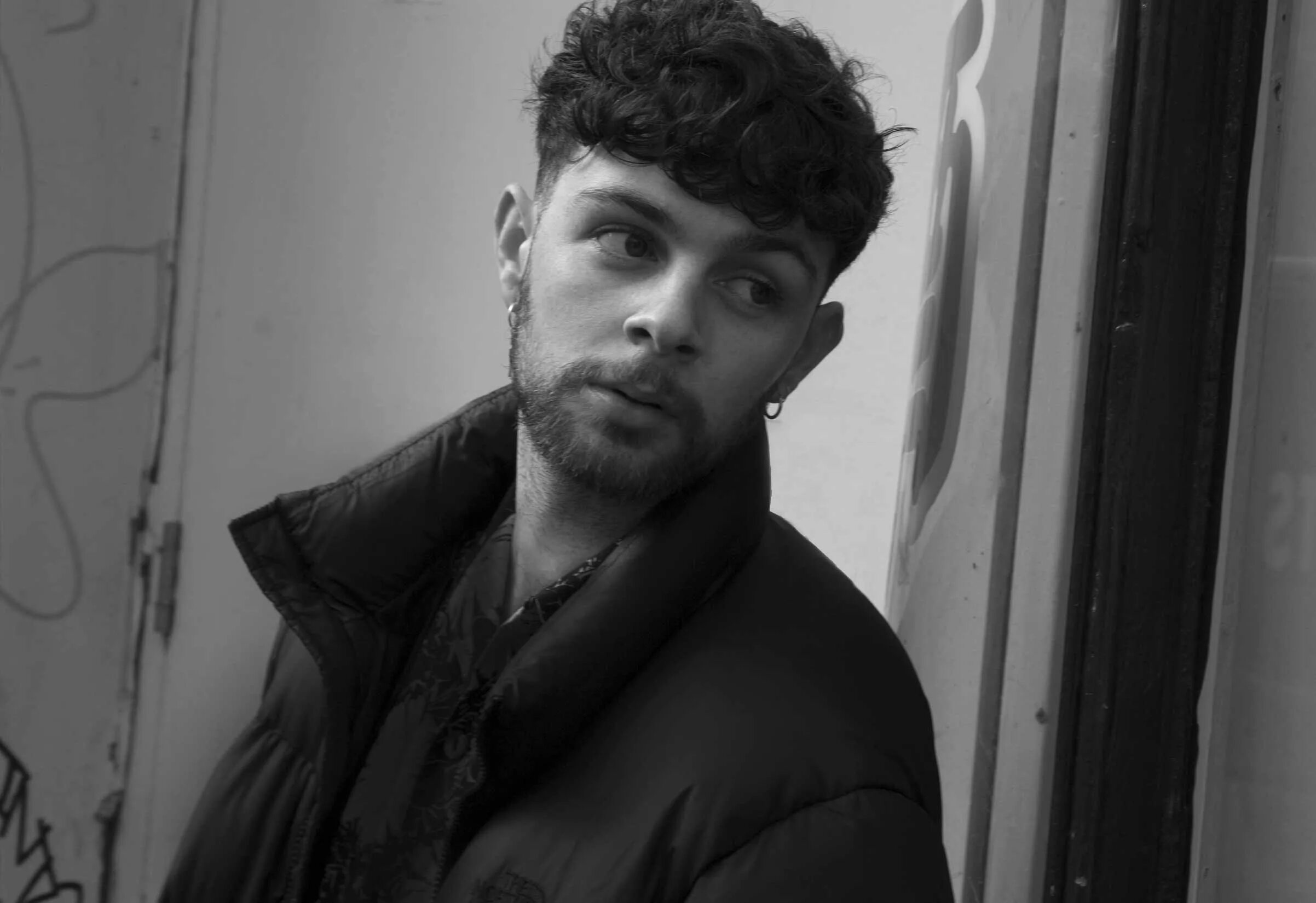 Tom grennan. Tom Grennan klipy. Tom Grennan в молодости. Joel Corry & Tom Grennan - Lionheart.