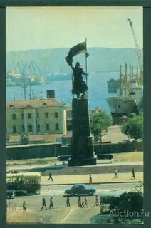 Памятник за власть советов владивосток