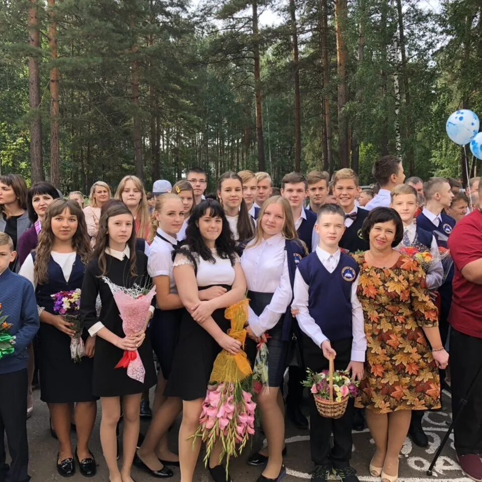 Золотая школа екатеринбург 106. 106 школа воронеж. Школа 106 омск. Школа 106 екатеринбург. Школа 106 телефон.