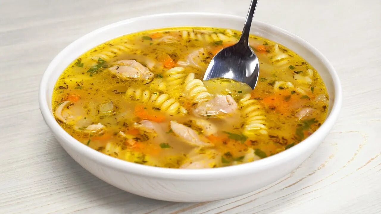 Куриный суп с вермишелью. Вкусный суп с зажаркой. Рассольник с фрикадельками и рисом. Мастава. Суп с обжаренной вермишелью.