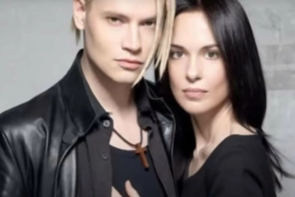 Ярослав дронов шаман. Ярослав дронов с женой. Shaman ярослав дронов. Shaman певец ярослав дронов. Ярослав дронов с дочкой варварой.