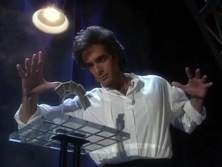 фокусы копперфильда. копперфильд 2022. копперфильд фокусник. дэвид копперфильд (иллюзионист). шоу копперфильда.