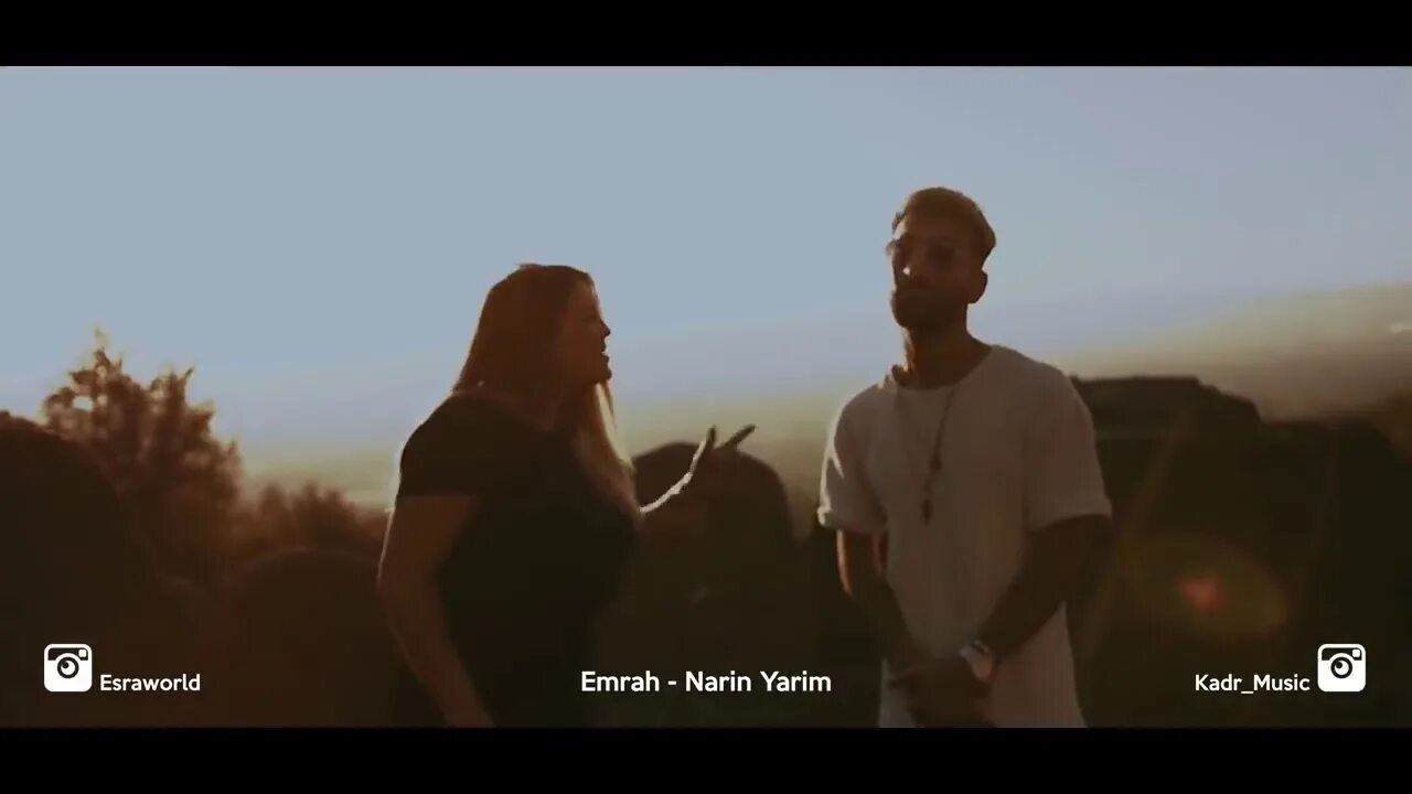 Turkish mashup kadr. Narin Yarim дар. Narin Yarim турецкая песня девушка в клипе. Мавишим мавиландим песня.