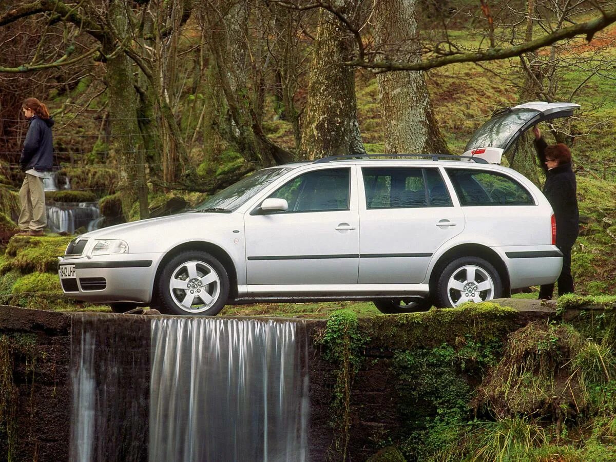 Skoda octavia combi 2000. 9 mt 2000. Skoda octavia a4 wagon. Skoda octavia combi 2000. Skoda octavia combi 2000.