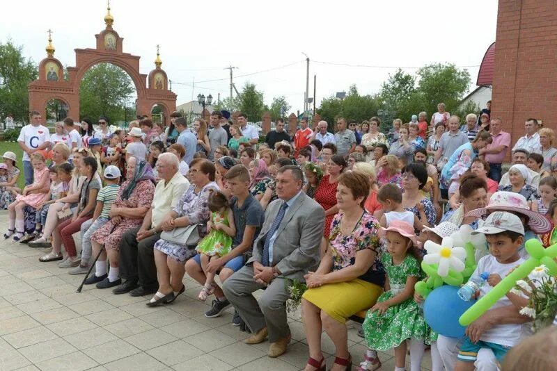 Новости адамовка оренбургской. Адамовка Оренбургская область. Посёлок Адамовка Оренбургская. Адамовка Оренбург. Подслушано Адамовка Оренбургская область.