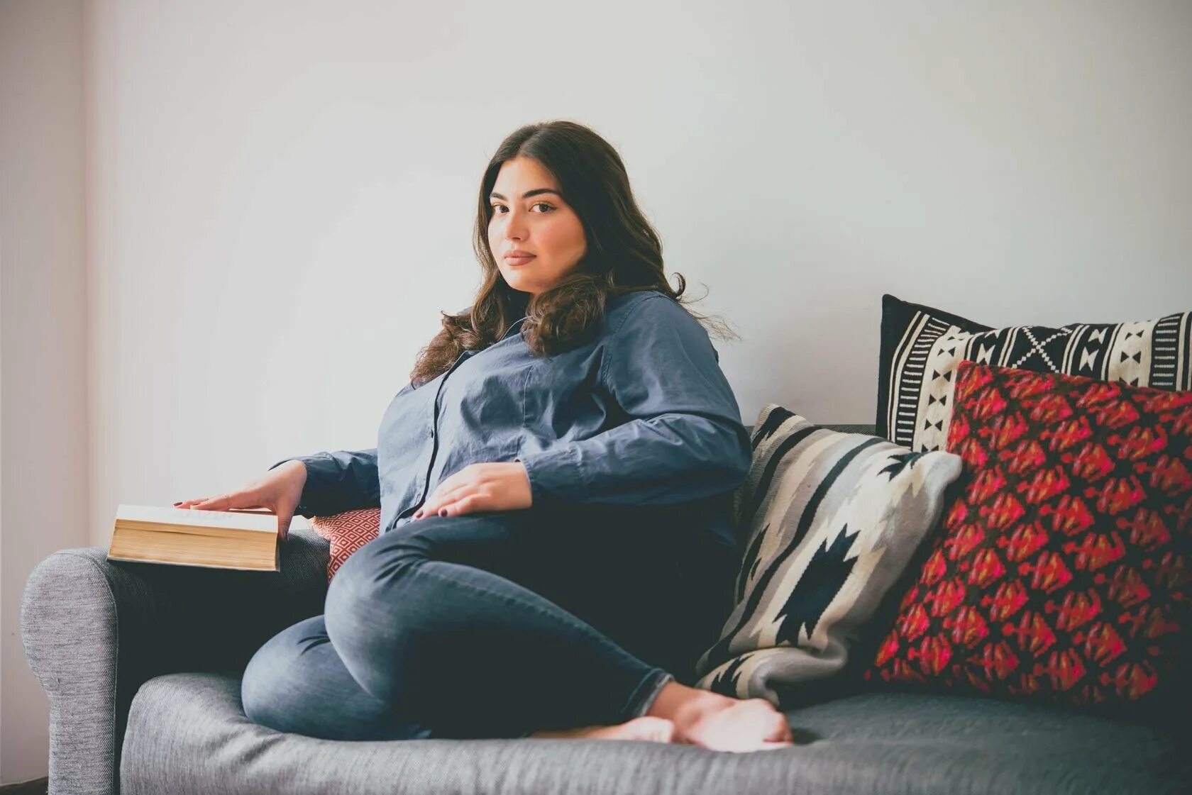 Полнота информации примеры. Полнота внимания. Полнота информации. Лишний вес. Обычная женщина.