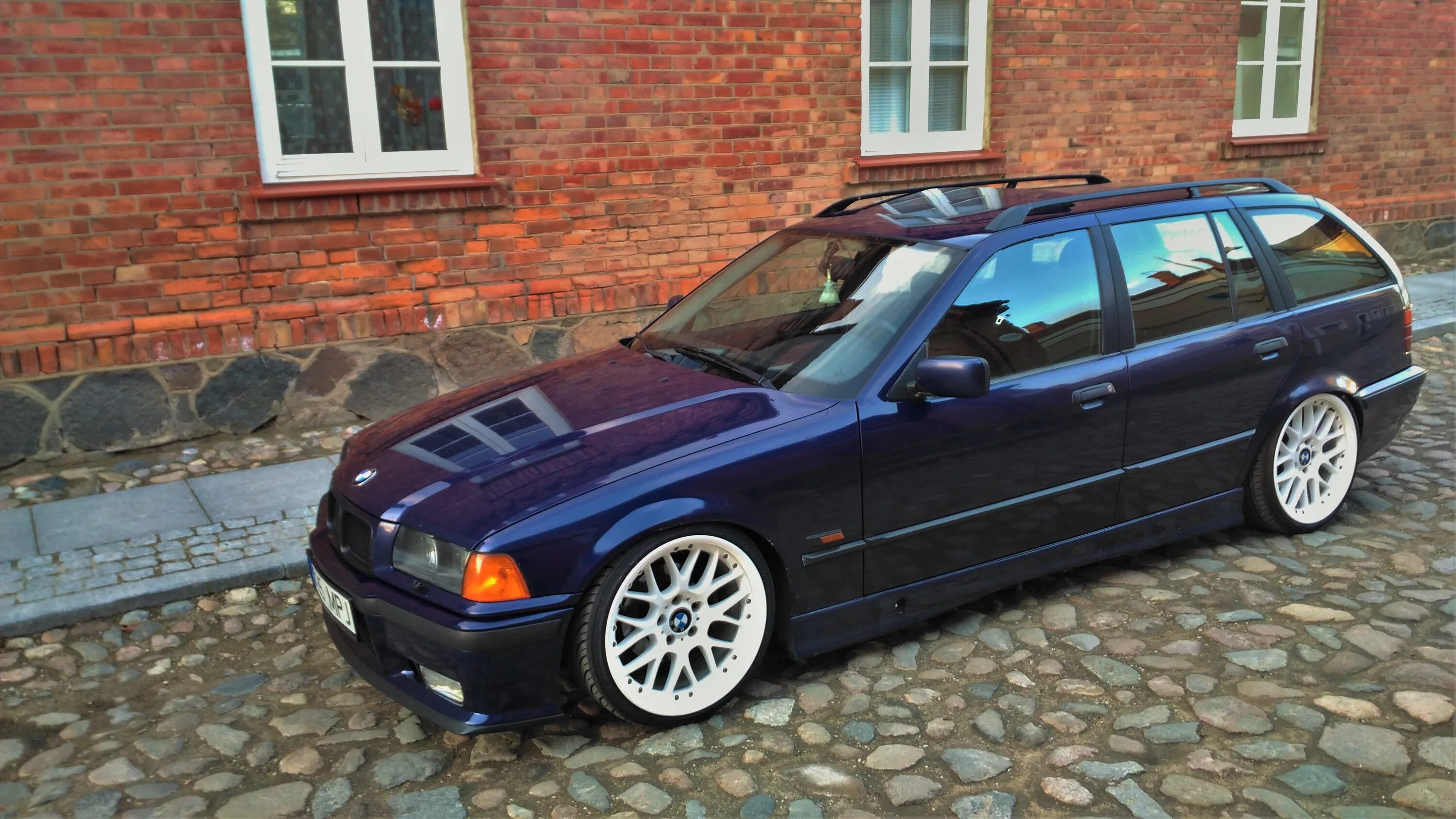 Бмв е36 универсал тюнинг Сестрички! BMW 3 series Touring (E36), 2,8 л, 1995 года тюнинг DRIVE2
