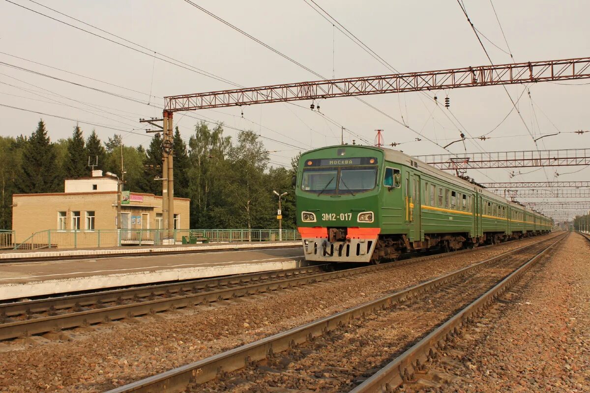 Поезд 18 м. БМО эр2. Эм2 электропоезд. Эм2. Эр18 электропоезд.