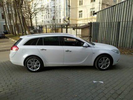 Авито универсалы инсигния