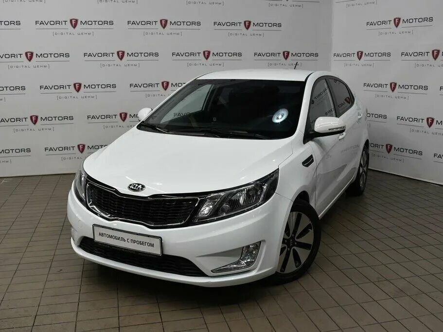 Kia Rio 3 2013. Киа Рио 2013 белая. Kia Rio III седан 2013. Kia Rio 2013 седан. Киа рио автомат 1.6 купить