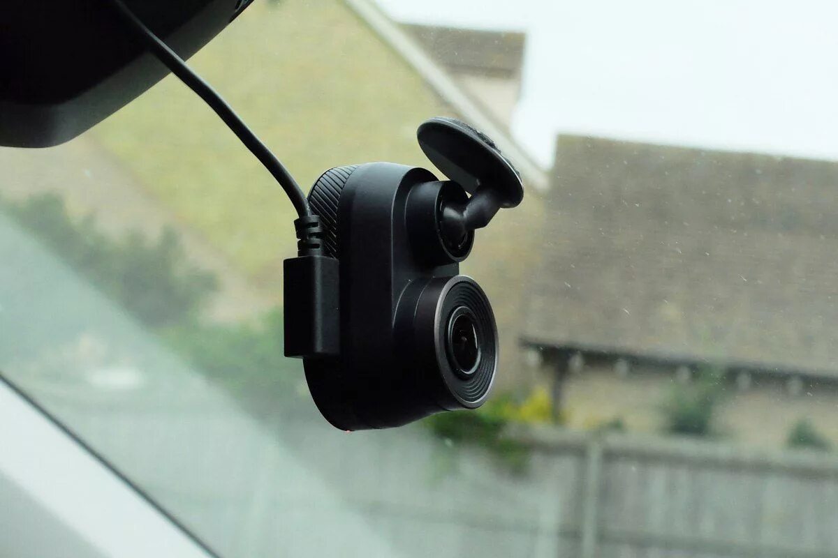 Видеорегистратор mini 2. Garmin dash cam mini. видеорегистратор garmin dash cam mini. клеящийся держатель garmin dashcam 45. garmin inreach mini 2.