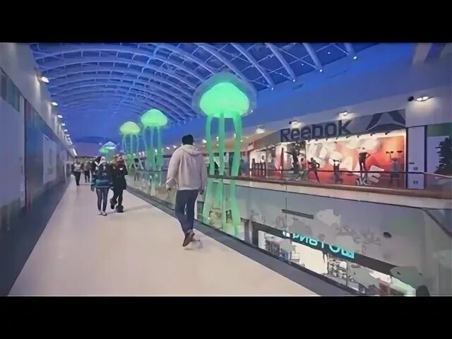 Планета новокузнецк отзывы. Трц планета новокузнецк внутри. Город новокузнецк тц планета. Торговый центр планета новокузнецк. Ту планета в новокузнецке.