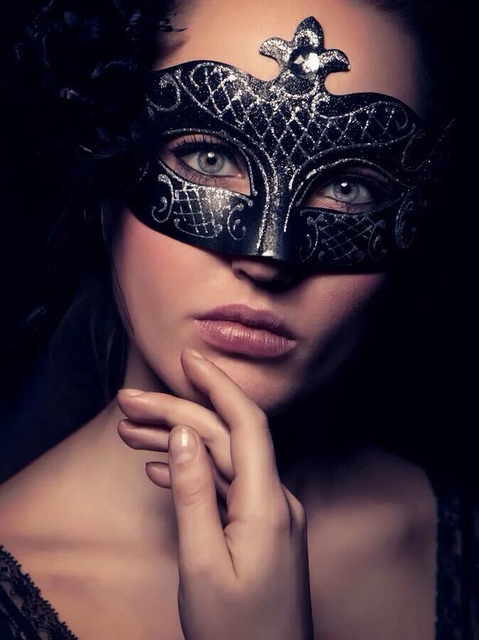 Венецианская маска арлекино. Венецианская маска артур тухикян. Beautiful masks. Маска венецианская. Beautiful masks.