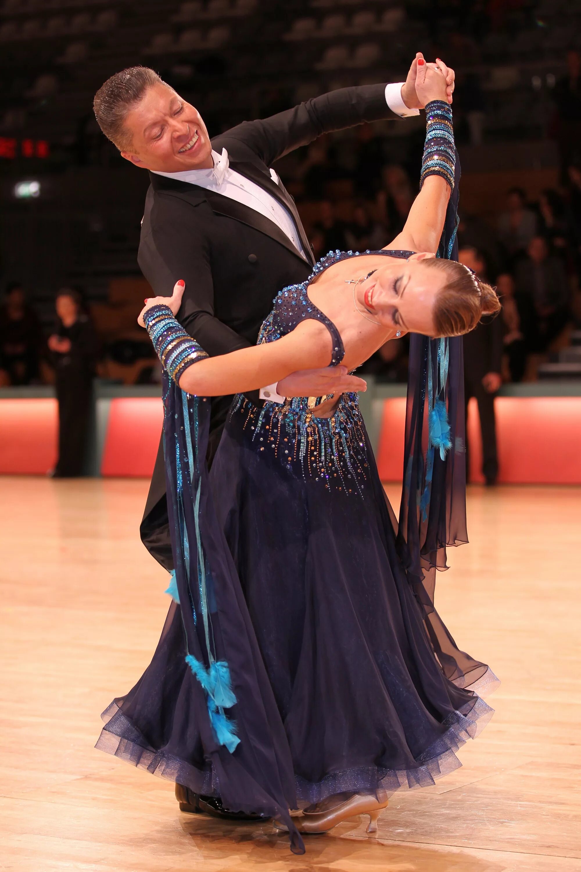 Танцы для спортсменов. Фтсарр база спортсменов. Соревнования по танцам. Крокус экспо, бально спортивные танцы. Всероссийская федерация танцевального спорта.