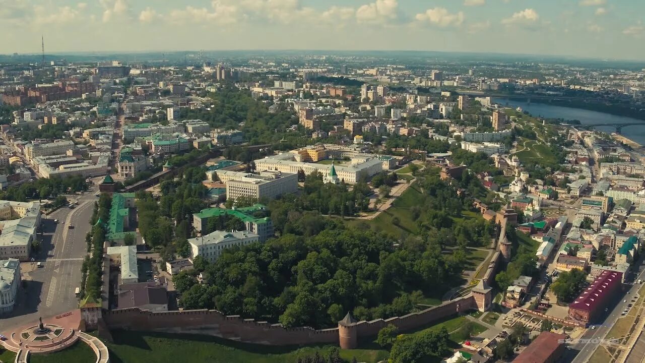 Подобрать нижний новгород. Нагорная часть Нижнего Новгорода. Нижний Новгород с высоты птичьего полета. Нижний Новгород Заречная часть города. Нижегородский район с высоты птичьего полета.