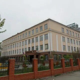 Первая школьная гимназия