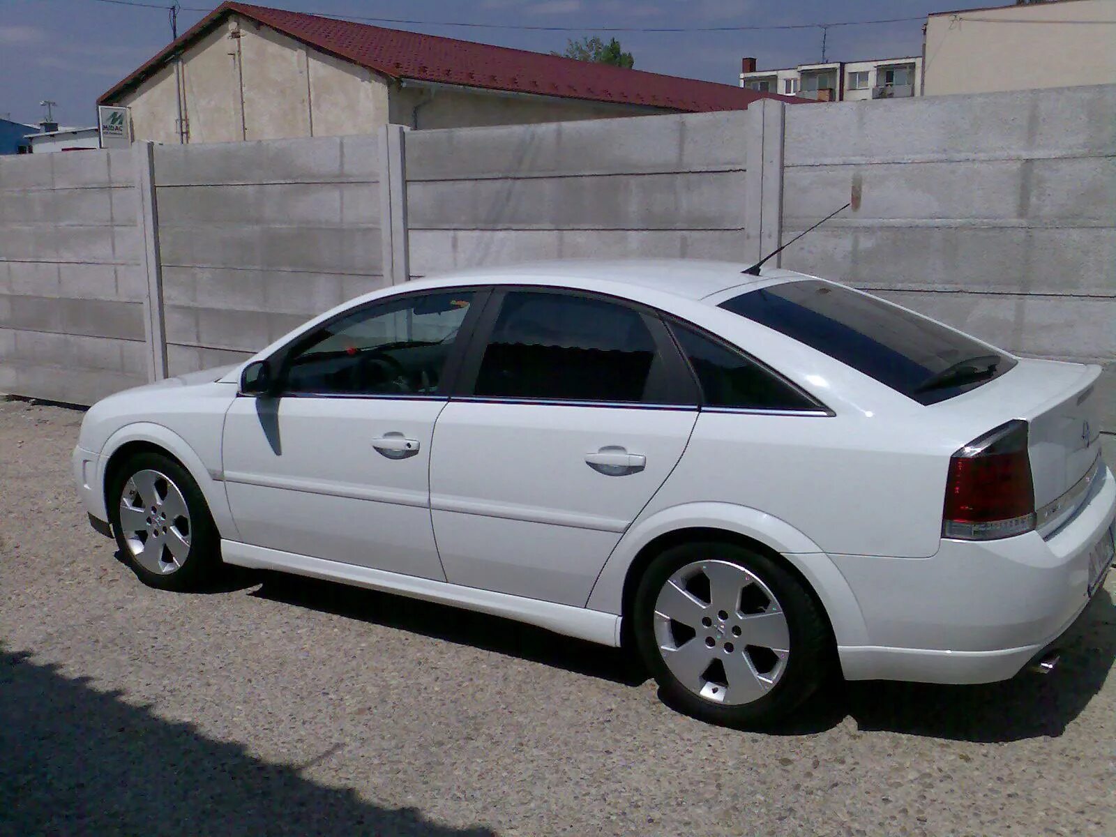 Опель вектра 2004 купить. Opel Vectra c 2004. Опель Вектра 2004. Опель Вектра 2004 белый. Белый Opel Vectra a.