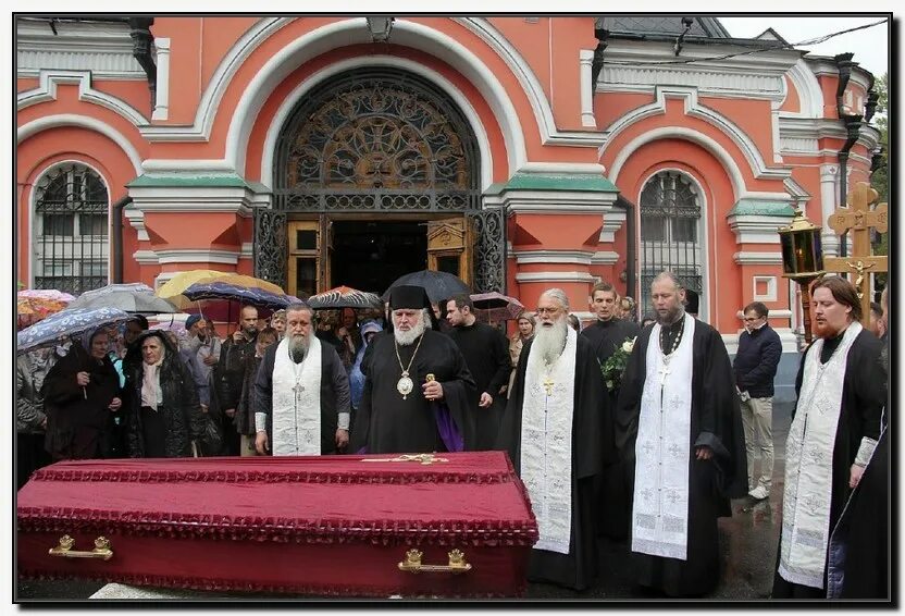 Расписание храма пимена великого в воротниках. Храм прп Пимена. Храм Пимена на Новослободской настоятель.