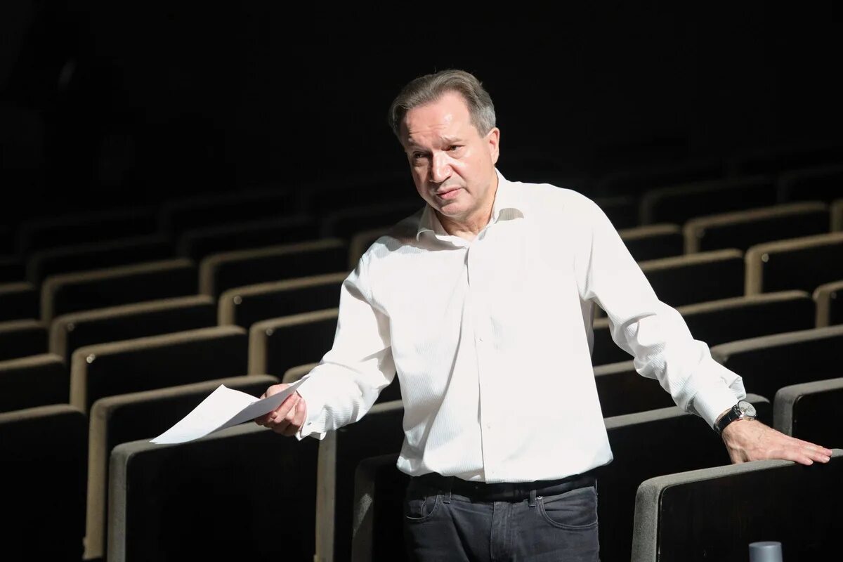 художественный руководитель современника после волчек. художественный руководитель современника после волчек. виктор рыжаков театр современник. художественный руководитель современника после волчек. художественный руководитель театра виктор рыжаков.