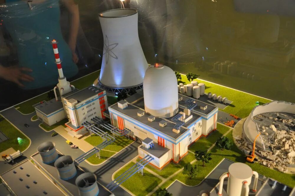 Строительство новой аэс. Атомная станция симсити 2013. Макет Чернобыльской атомной электростанции. Градирня ВВЭР 1200.