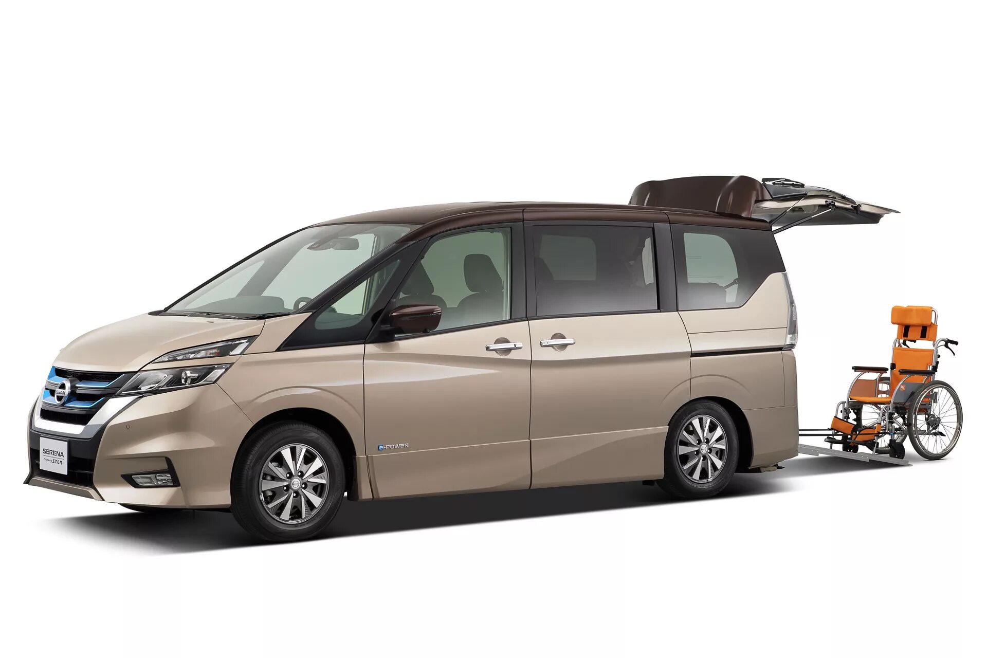 Nissan Serena e-Power. Nissan Serena e-Power 2019. Ниссан Серена 2018 гибрид. Nissan Serena e Power Highway Star. Ниссан серена пауэр