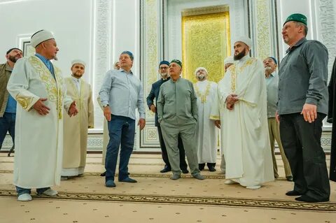 Праздничный намаз в казани