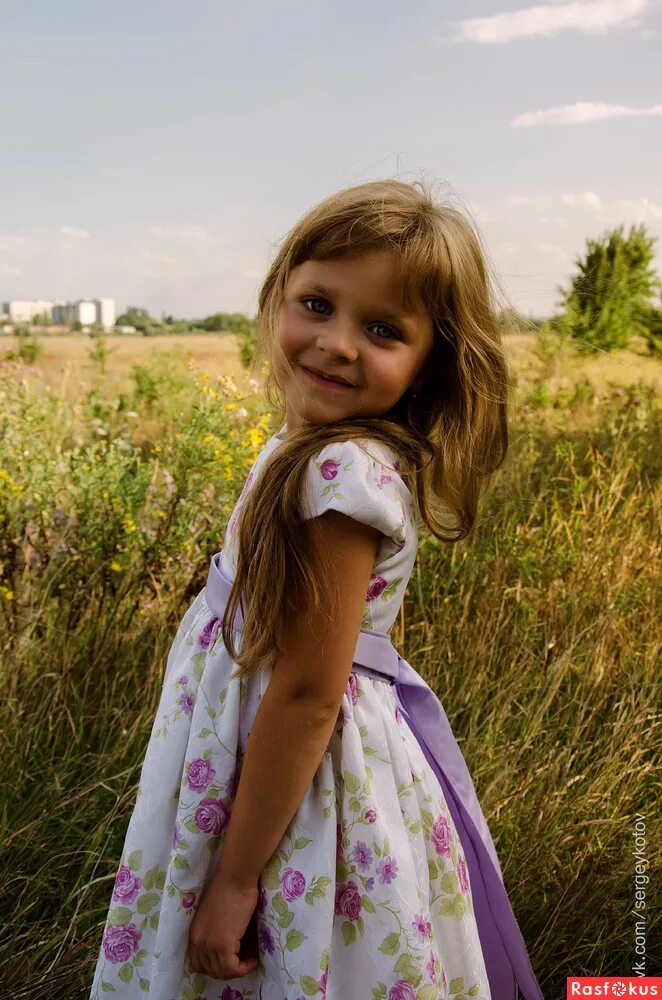 Девочка вика видео. Вика соловьёва. Девочка вика видео. Маленькая девочка вика. Виктория соловьёва/viki show.