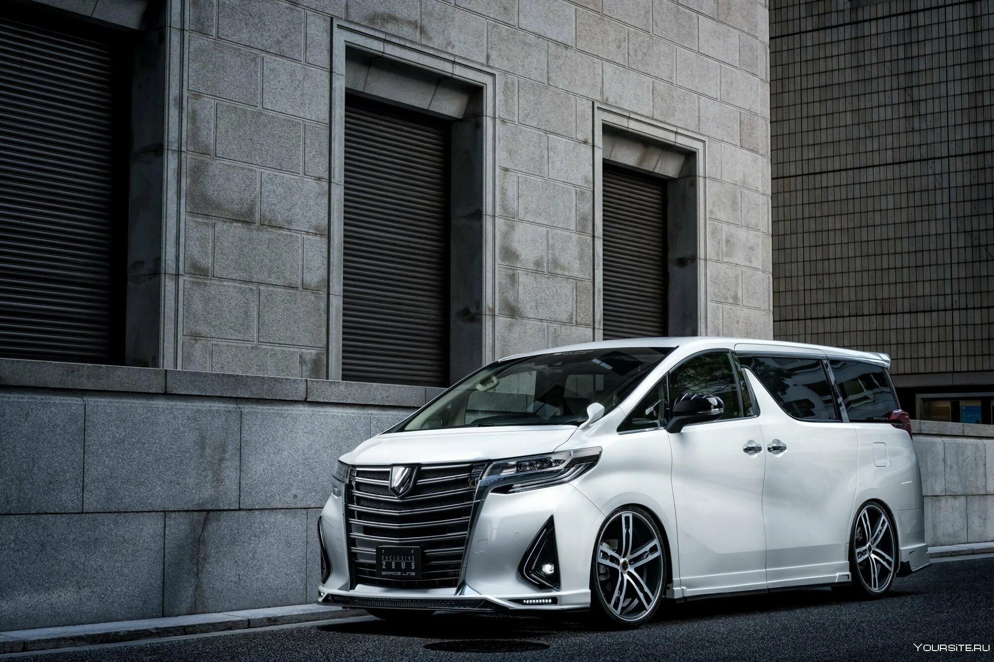 Тойота альпхард 2020. Тойота альфард 2022. Toyota alphard 2018. Toyota alphard 2017. Картинка альфард.