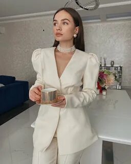 Блоггер бел