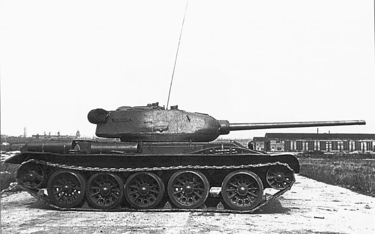 Т34 т44 разница. Т-34-85м. Танк т-44. Т 44 лб 1. Ворлд оф танк т 44.