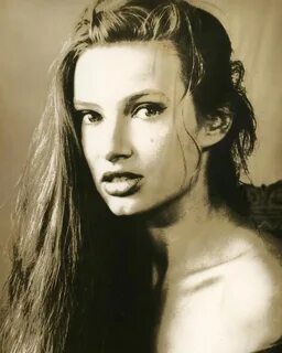 Xotinimni uchta erkak sikishyapti