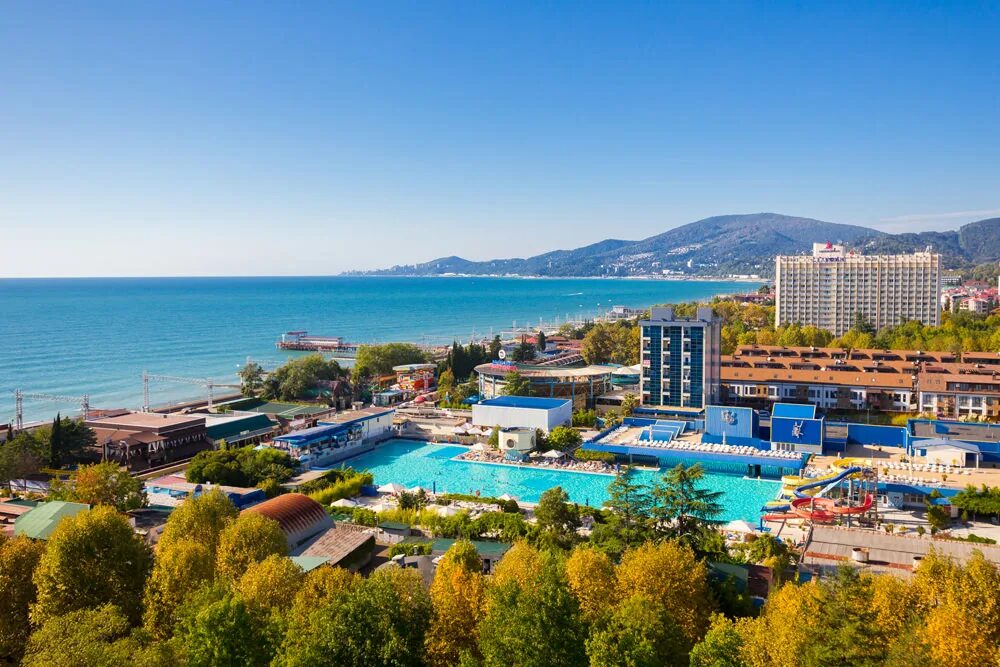 Дельфин пансионат адлеркурорт. Ужасные пляжи в сочи. Адлеркурорт сочи дельфин. Курортный комплекс "адлеркурорт" адлер. Краснодар пляж.