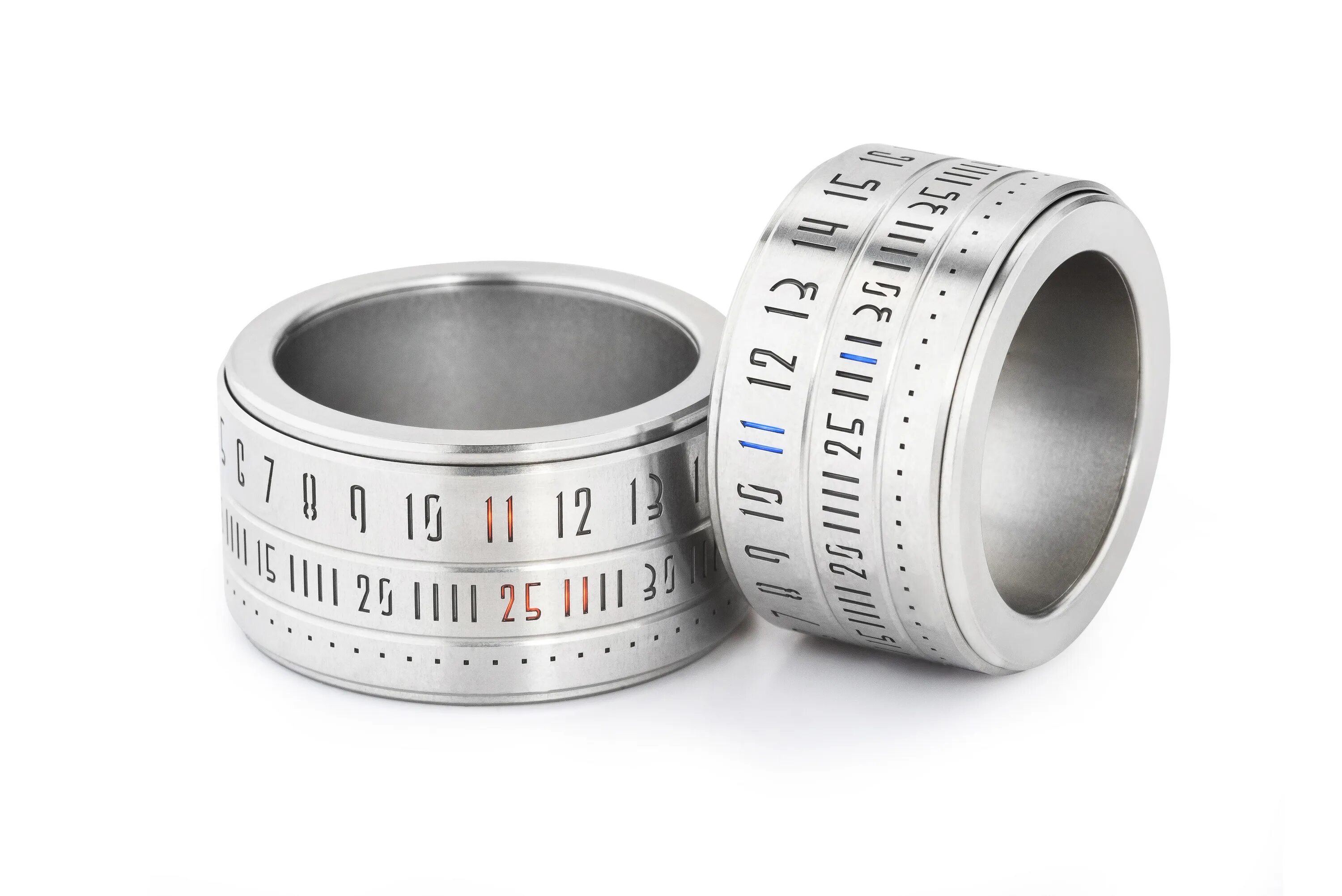 Ring clock. Ring clock