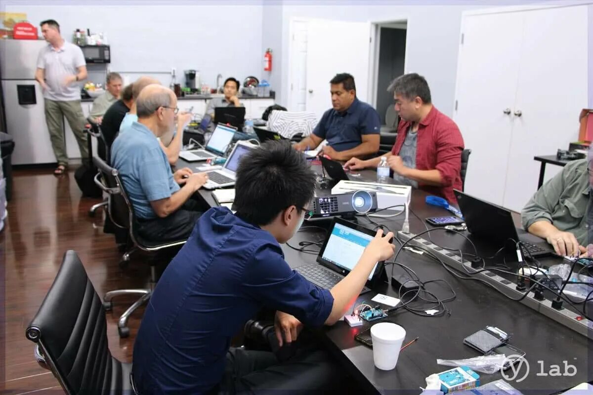 Ylab development. Ylab development. Узбекские телеканалы. Dunyo bo'ylab. Логотипы телеканалов узбекистана.