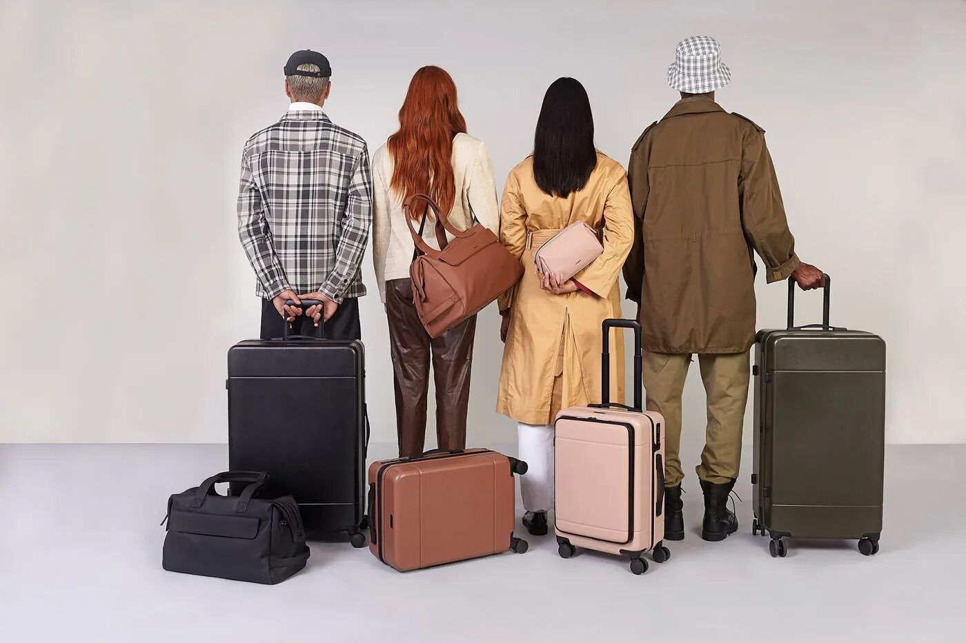 A lot of bags. Чемодан Luggage. Студент с чемоданом. Luggage фотосессия на фоне. Luggage Travel Bag.