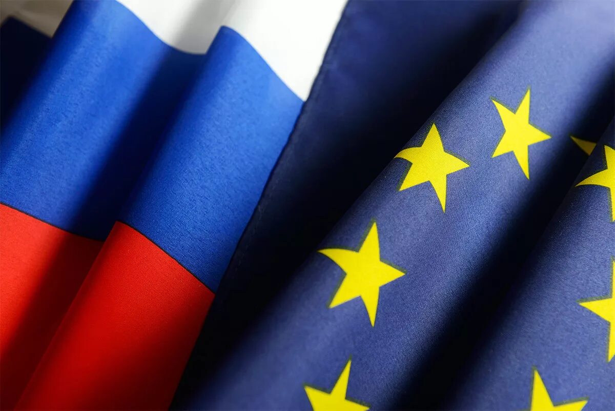 Как в МИД РФ отреагировали на новые санкции со стороны ЕС