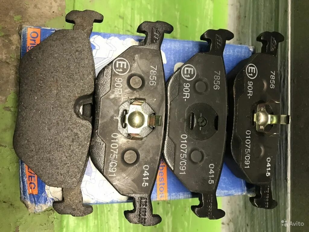 Колодки bmw 34106859181. Колодки тормозные передние bmw f10. Колодки оригинал bmw 34116852253. Передние тормозные колодки бмв x6. 34116852253 колодки bmw тормозные.