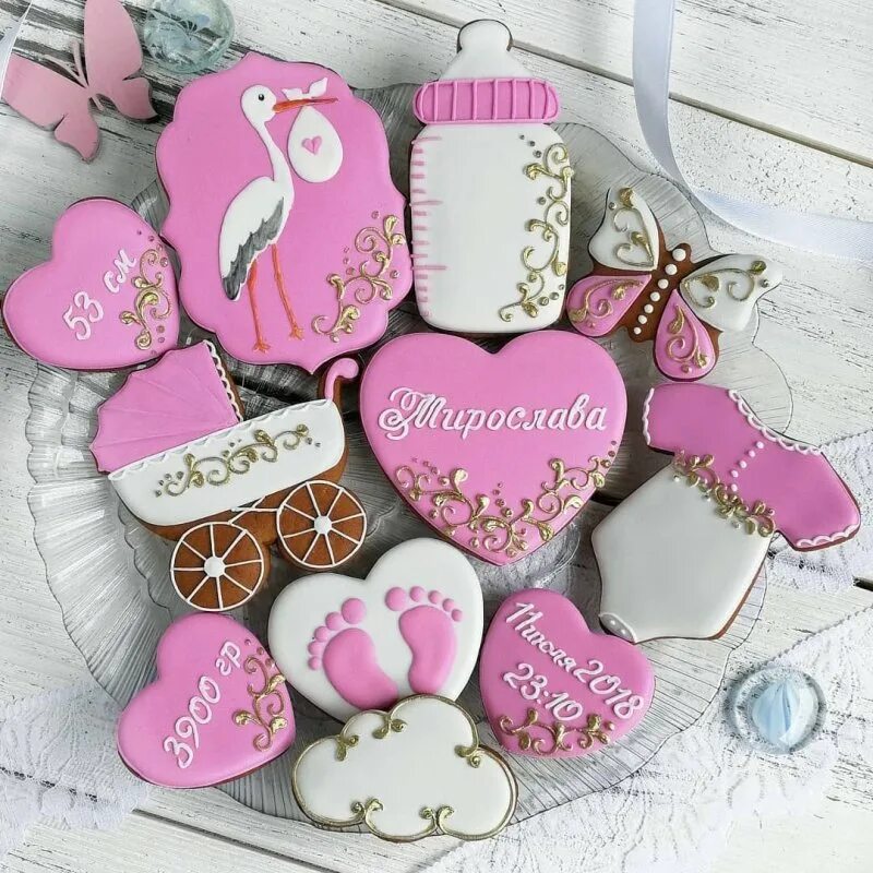 пряники для новорожденных. имбирные пряники для детей. пряники на выписку. пряники на рождение девочки. пряник девочка.