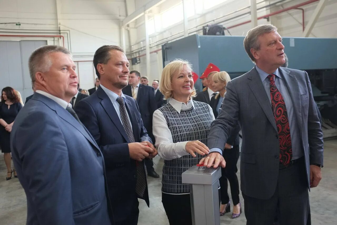 Вятские поляны лифт строй. Промпарк вятские поляны. Высота 43 лифтовый завод. Вятско-полянский оружейный завод молот. Завод мечта вятские поляны.