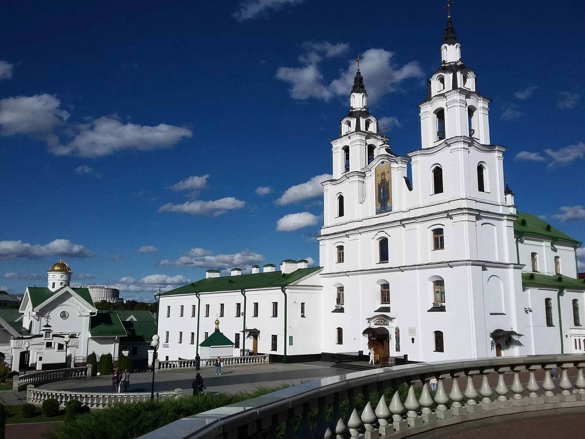 The holy spirit cathedral in minsk. Собор сошествия св. Собор сошествия святого духа. Кафедральный собор сошествия святого духа. Кафедральный собор сошествия святого духа.