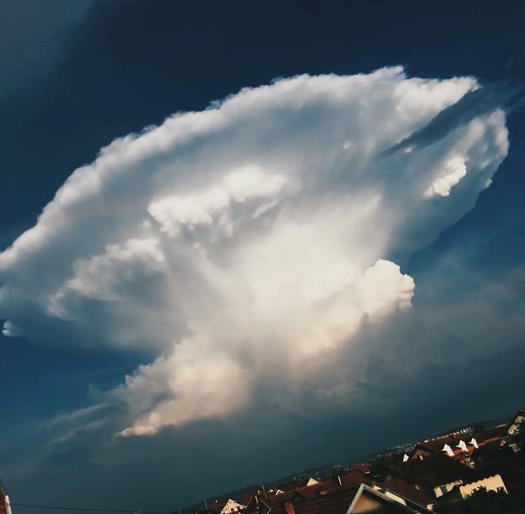 Download wallpaper The sky, Clouds, Clouds, Sky, section nature in resolution 51