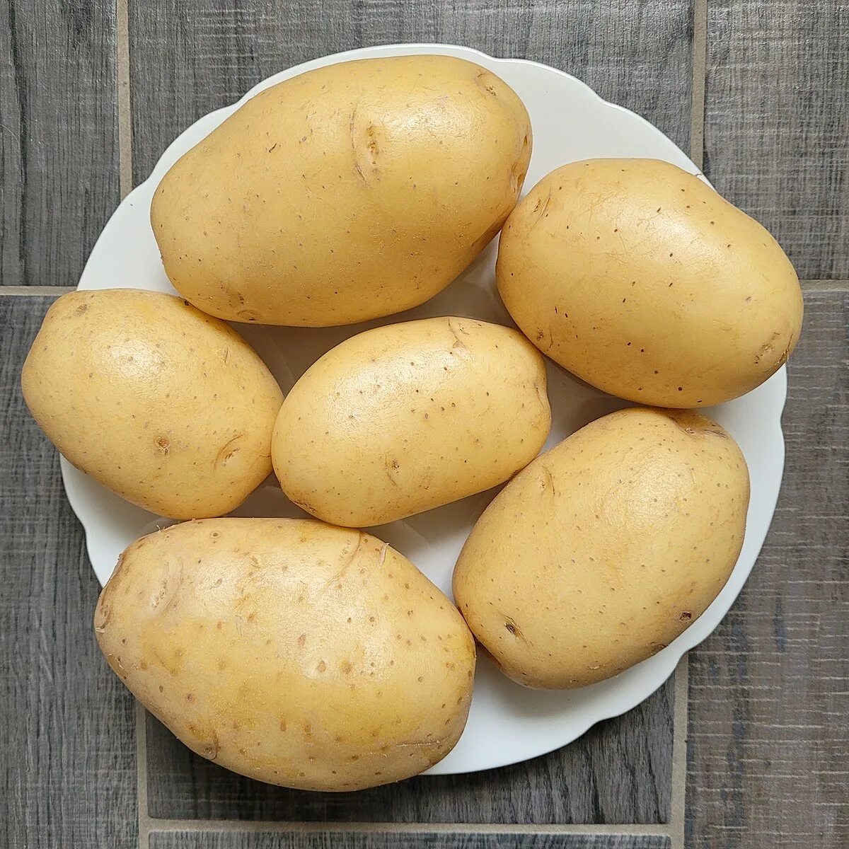 Сорт картофеля коломбо. Картофель сорт коломба. Сорт картошки коломбо. Картофель семенной коломбо описание. Сорт картофеля коломбо.