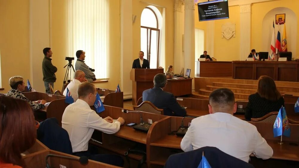 Сайт суда ялты. Ялтинские депутаты горсовета. Депутаты города Ялта. Ялтинский городской суд. Ялта горсовет руководитель.