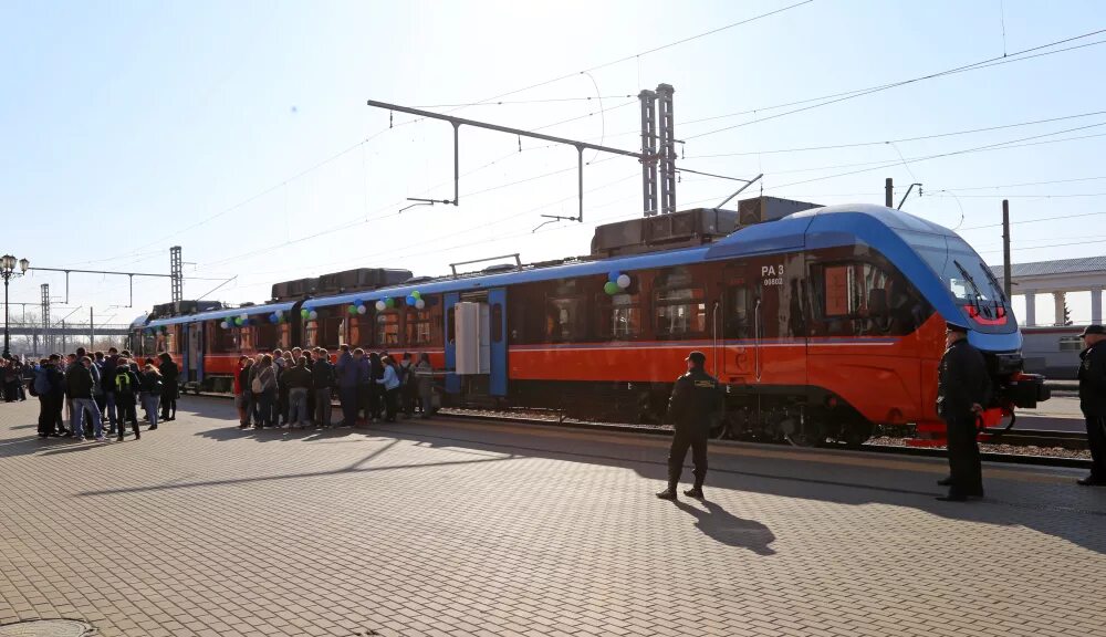 Орел брянск купил. Ра3 Брянск Орловский. Ра3 рельсовый автобус Брянск. Ра3 дизель-поезд Орел Брянск. Ра-1 рельсовый автобус Брянск.